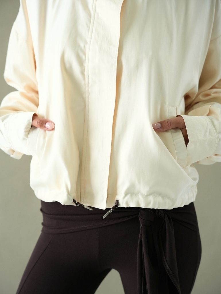 West Funnel Jacket/Cream