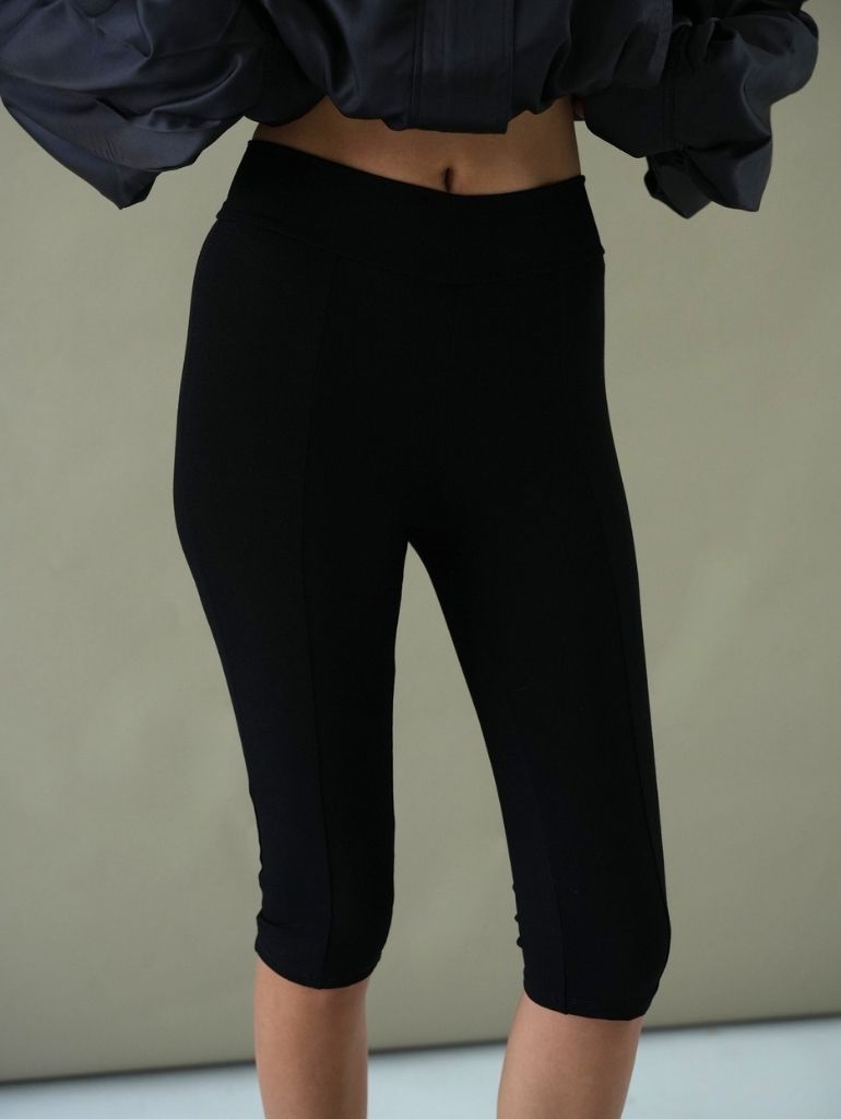Basic Jersey Capri Pants