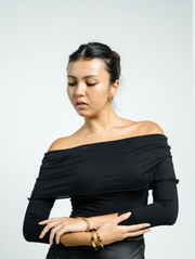 Savannah Off Shoulder Top in Black